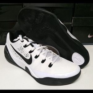kobe 9 black and white